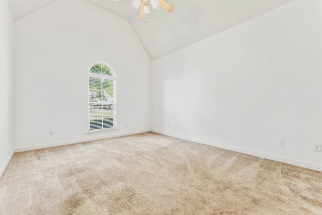 5350 EVERGREEN CREEK DR, Lakeland, TN 38002
