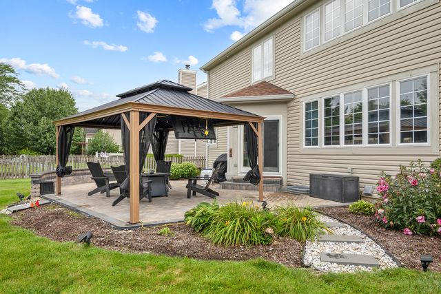 6290 Murifield Drive, Gurnee, IL 60031