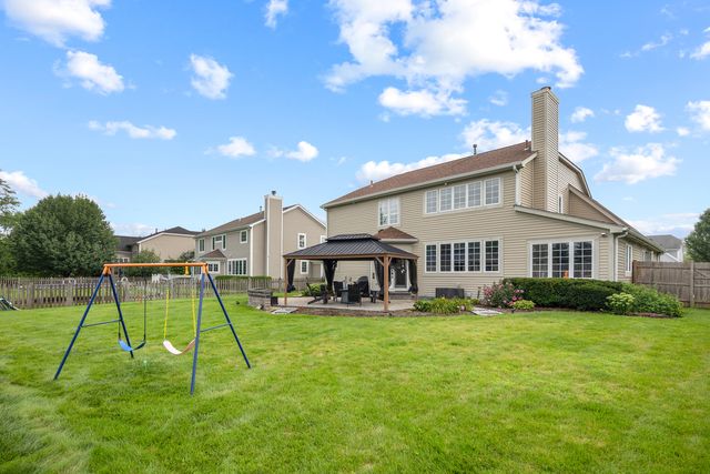 6290 Murifield Drive, Gurnee, IL 60031