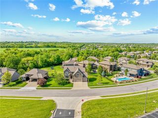 1518 Creekmoor Drive, Raymore, MO 64083