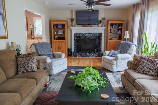 119 Country Meadow Lane, Kings Mountain, NC 28086