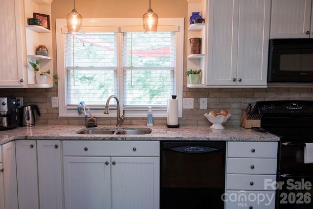 119 Country Meadow Lane, Kings Mountain, NC 28086