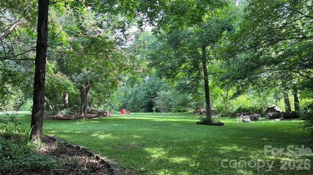119 Country Meadow Lane, Kings Mountain, NC 28086