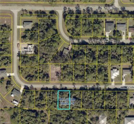 8021 Windswept CIR, Labelle, FL 33935