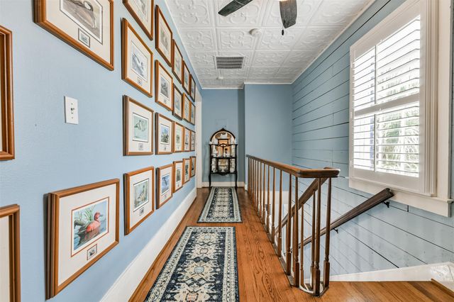 1128 Post Office Street, Galveston, TX 77550