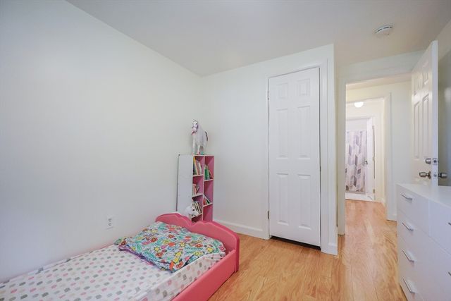 20 Beaconsfield Street, Lawrence, MA 01843