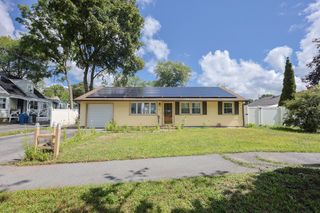 20 Beaconsfield Street, Lawrence, MA 01843