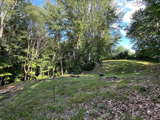West Side Road, Conway, NH 03818