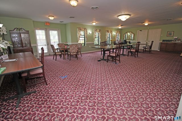 47 Highland Street 214, West Hartford, CT 06119
