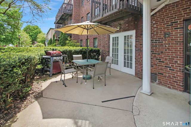 47 Highland Street 214, West Hartford, CT 06119