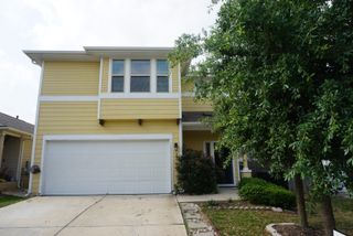 268 Wapiti RD, Buda, TX 78610