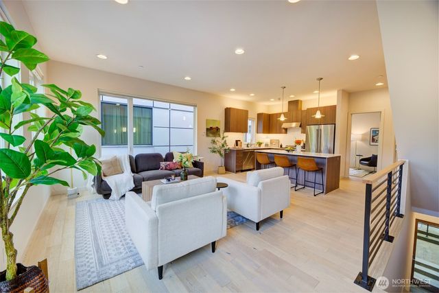 3834 California Avenue SW, Seattle, WA 98116
