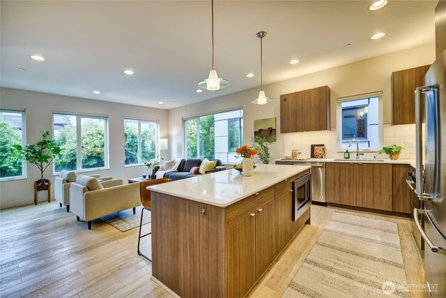 3834 California Avenue SW, Seattle, WA 98116