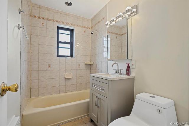 90-55 Shore Parkway 68, Howard Beach, NY 11414