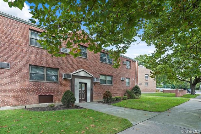 90-55 Shore Parkway 68, Howard Beach, NY 11414