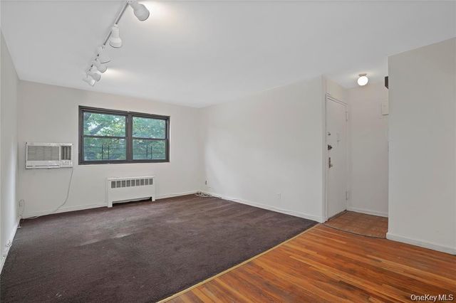 90-55 Shore Parkway 68, Howard Beach, NY 11414