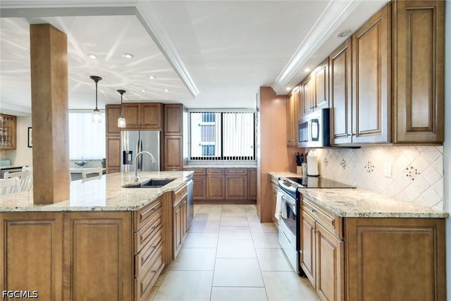 26140 Hickory BLVD 103, Bonita Springs, FL 34134