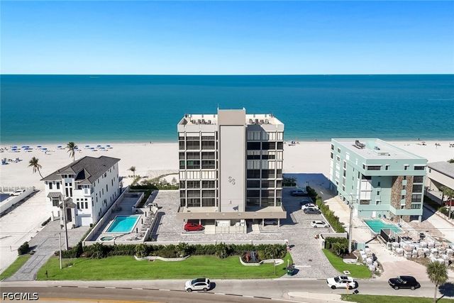 26140 Hickory BLVD 103, Bonita Springs, FL 34134