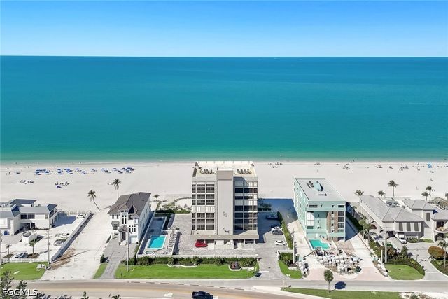 26140 Hickory BLVD 103, Bonita Springs, FL 34134