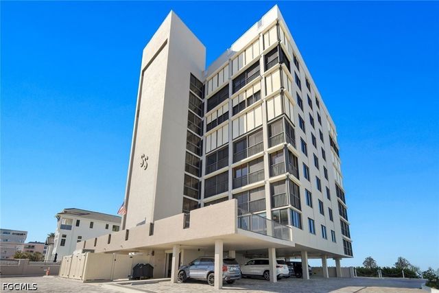 26140 Hickory BLVD 103, Bonita Springs, FL 34134