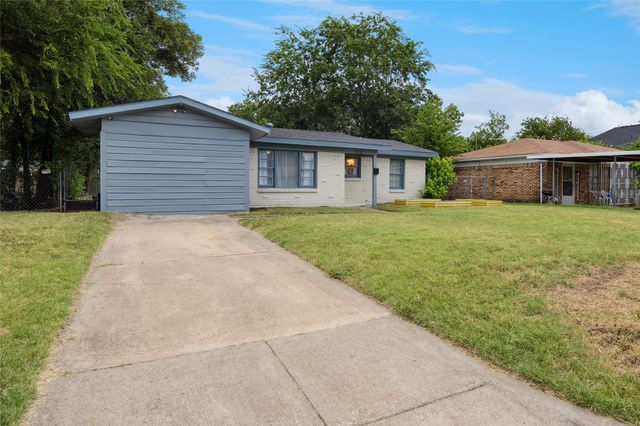 5541 Cottey Street, Fort Worth, TX 76119