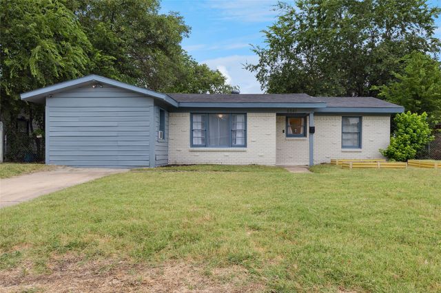 5541 Cottey Street, Fort Worth, TX 76119