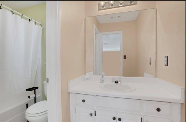 100 Hardwood Court, Fayetteville, GA 30214