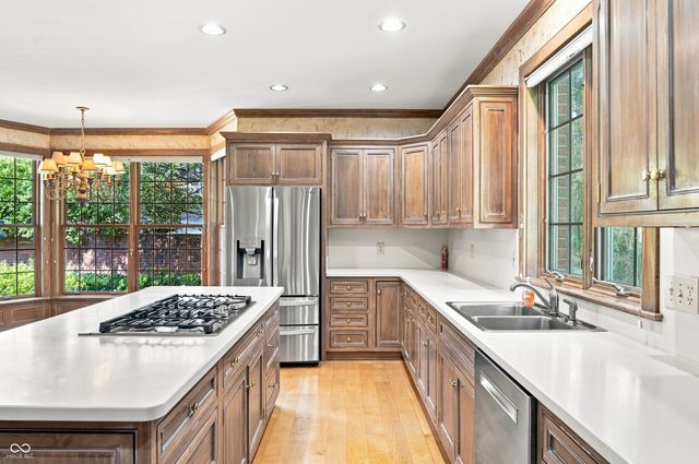 7927 Beaumont Green West Drive, Indianapolis, IN 46250