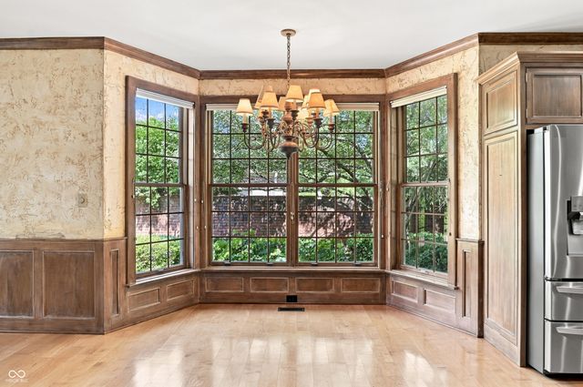 7927 Beaumont Green West Drive, Indianapolis, IN 46250