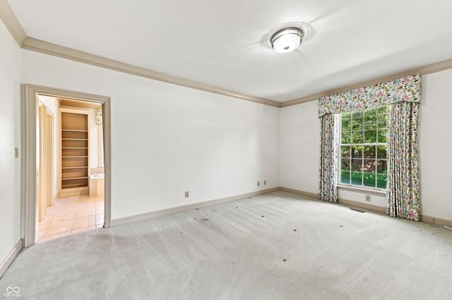 7927 Beaumont Green West Drive, Indianapolis, IN 46250