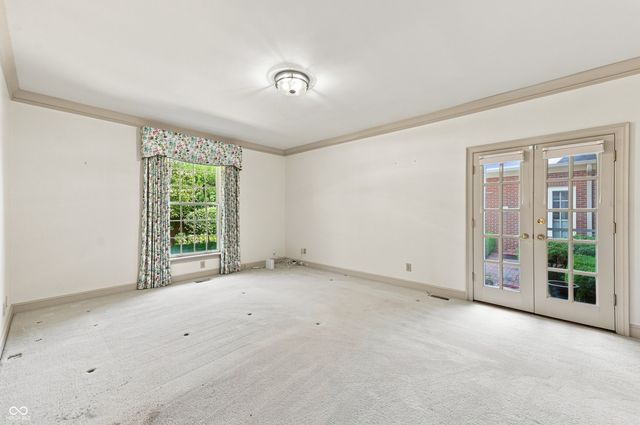 7927 Beaumont Green West Drive, Indianapolis, IN 46250
