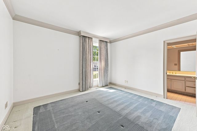 7927 Beaumont Green West Drive, Indianapolis, IN 46250