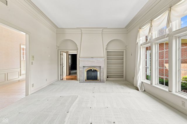 7927 Beaumont Green West Drive, Indianapolis, IN 46250
