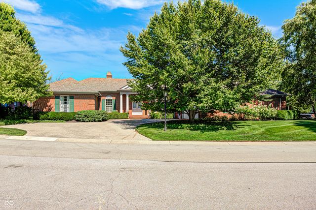 7927 Beaumont Green West Drive, Indianapolis, IN 46250