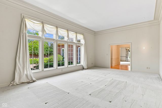 7927 Beaumont Green West Drive, Indianapolis, IN 46250