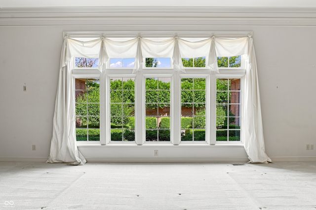 7927 Beaumont Green West Drive, Indianapolis, IN 46250