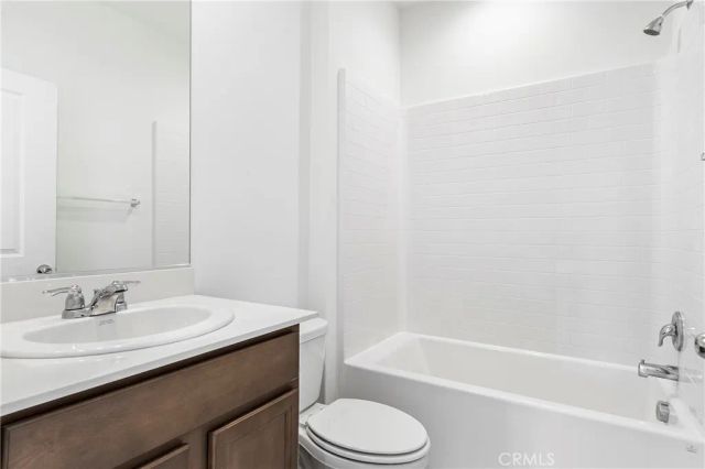 4063 Madonna, Lake Elsinore, CA 92530