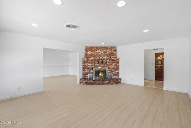 34655 Katherinel Avenue, Acton, CA 93510