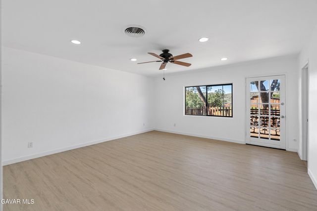 34655 Katherinel Avenue, Acton, CA 93510