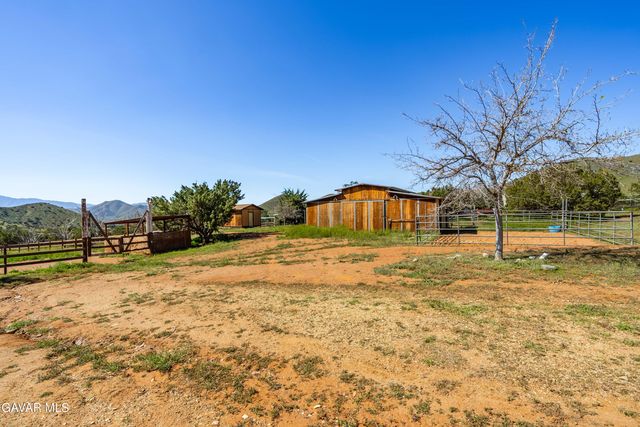 34655 Katherinel Avenue, Acton, CA 93510