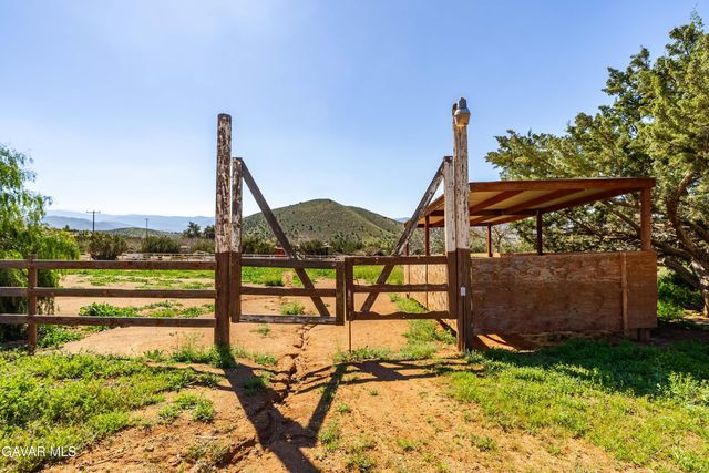 34655 Katherinel Avenue, Acton, CA 93510