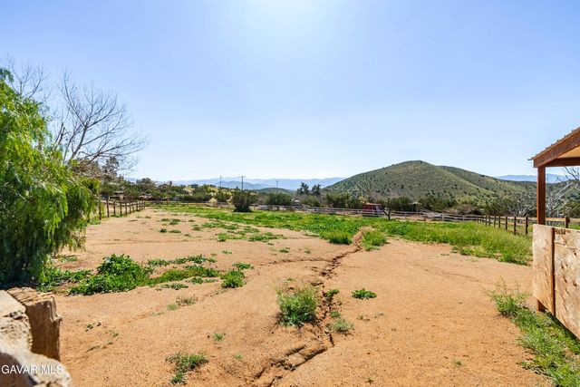 34655 Katherinel Avenue, Acton, CA 93510