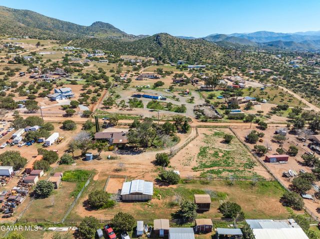 34655 Katherinel Avenue, Acton, CA 93510