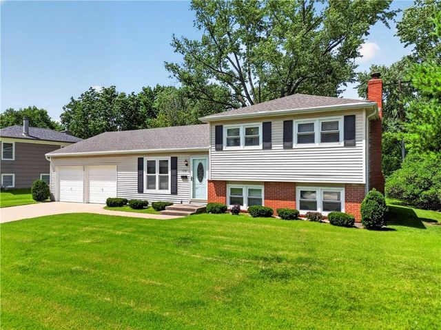 5508 W 99th Terrace, Overland Park, KS 66207