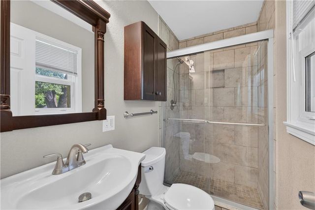 5508 W 99th Terrace, Overland Park, KS 66207