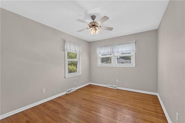 5508 W 99th Terrace, Overland Park, KS 66207