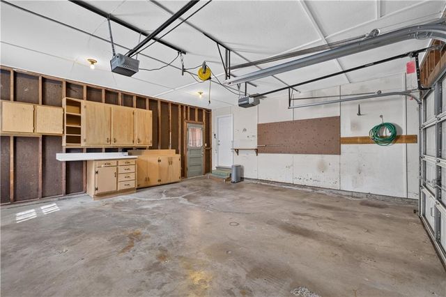 5508 W 99th Terrace, Overland Park, KS 66207