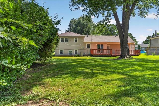5508 W 99th Terrace, Overland Park, KS 66207