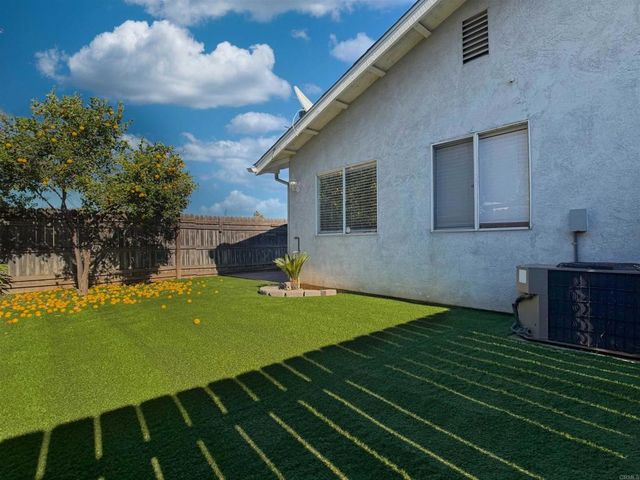 1135 Peach Ave A, El Cajon, CA 92021