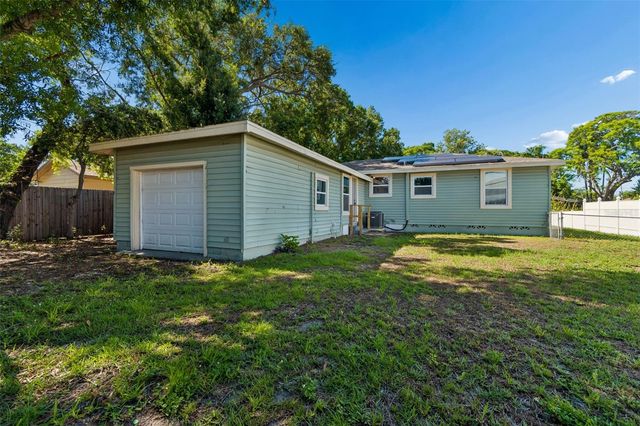 4135 FAIRFIELD AVENUE S, St Petersburg, FL 33711